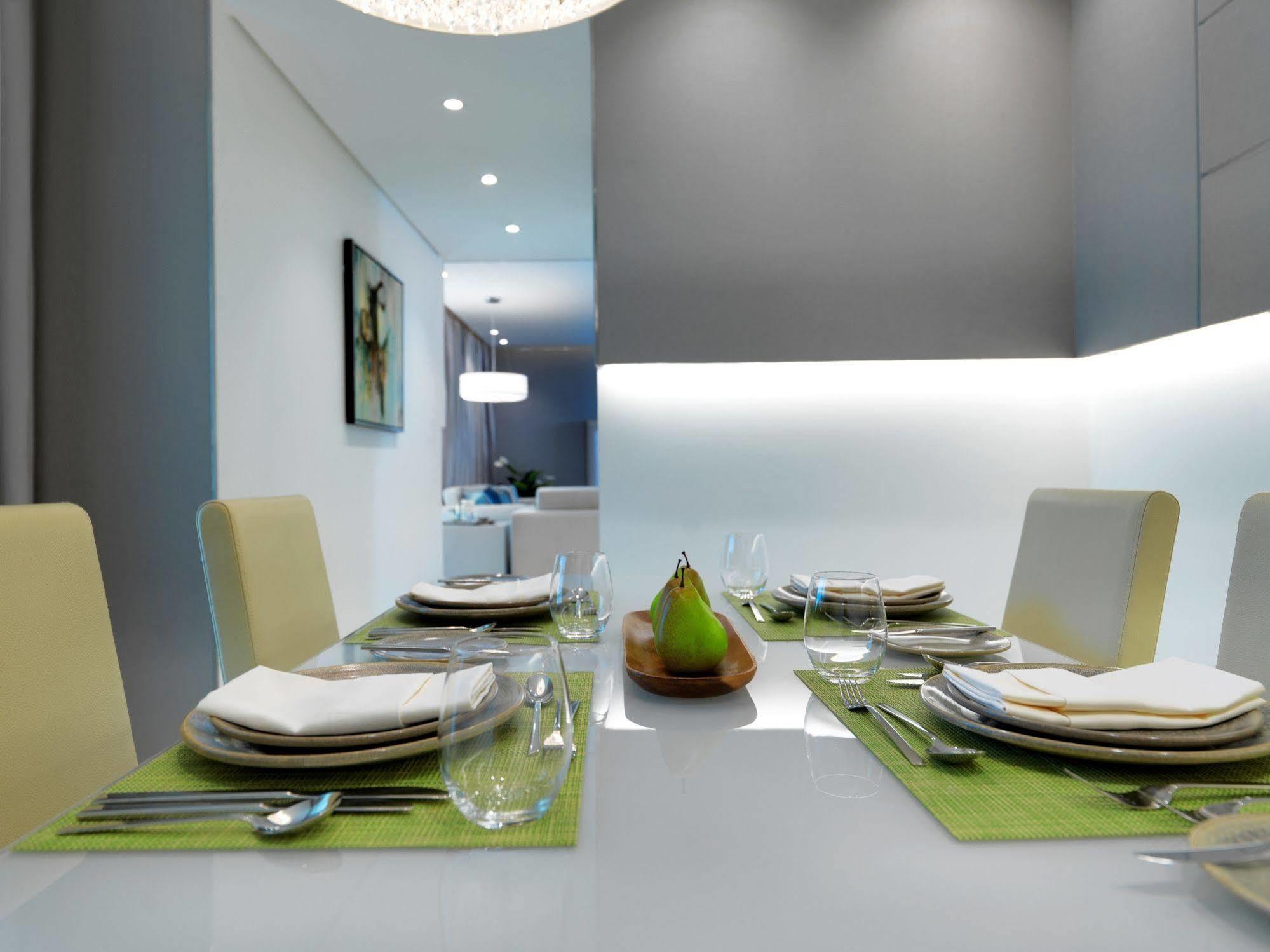 Damac Maison The Vogue Dubai Exterior photo A dining room
