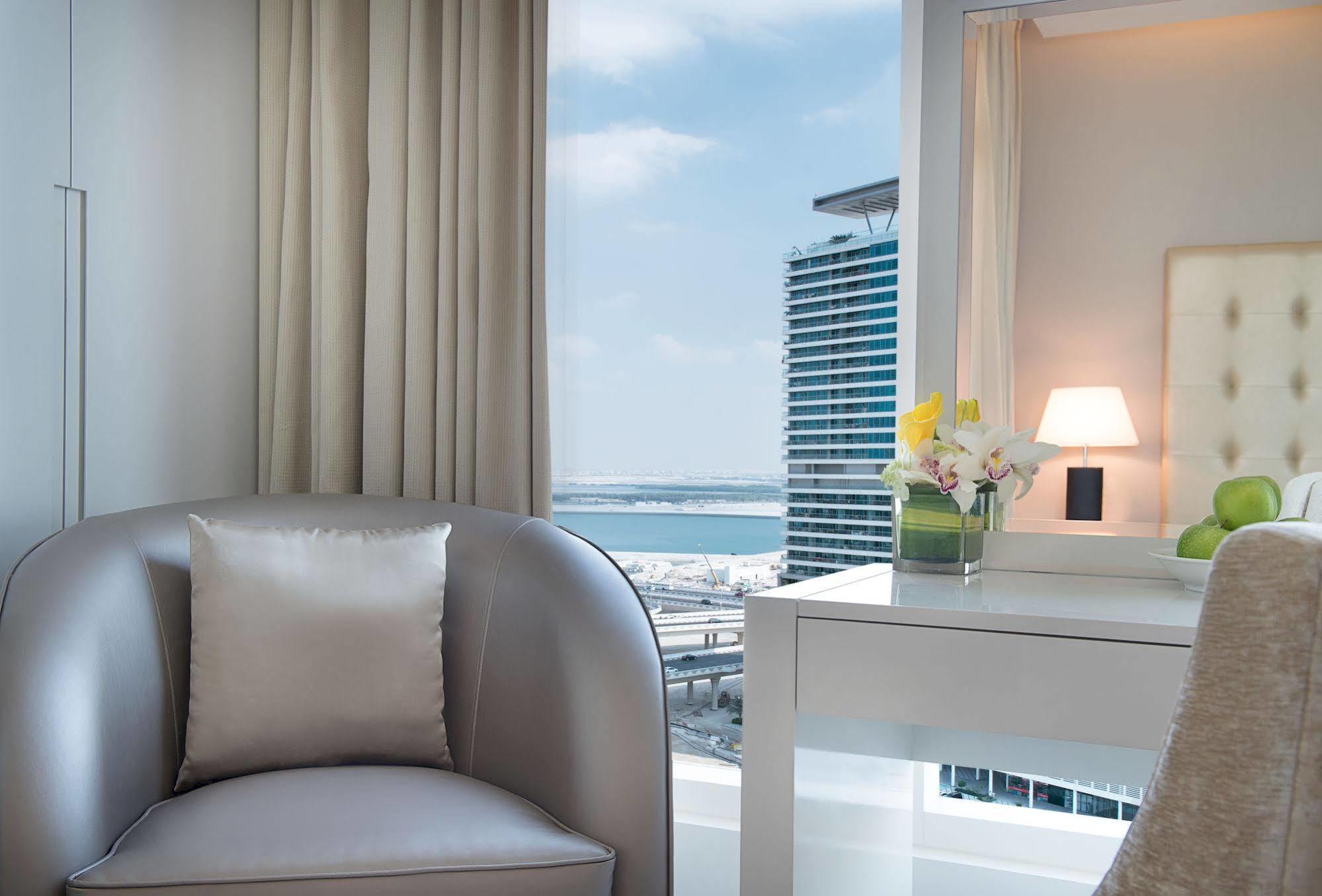 Damac Maison The Vogue Dubai Exterior photo A room at the Atlantis, The Royal