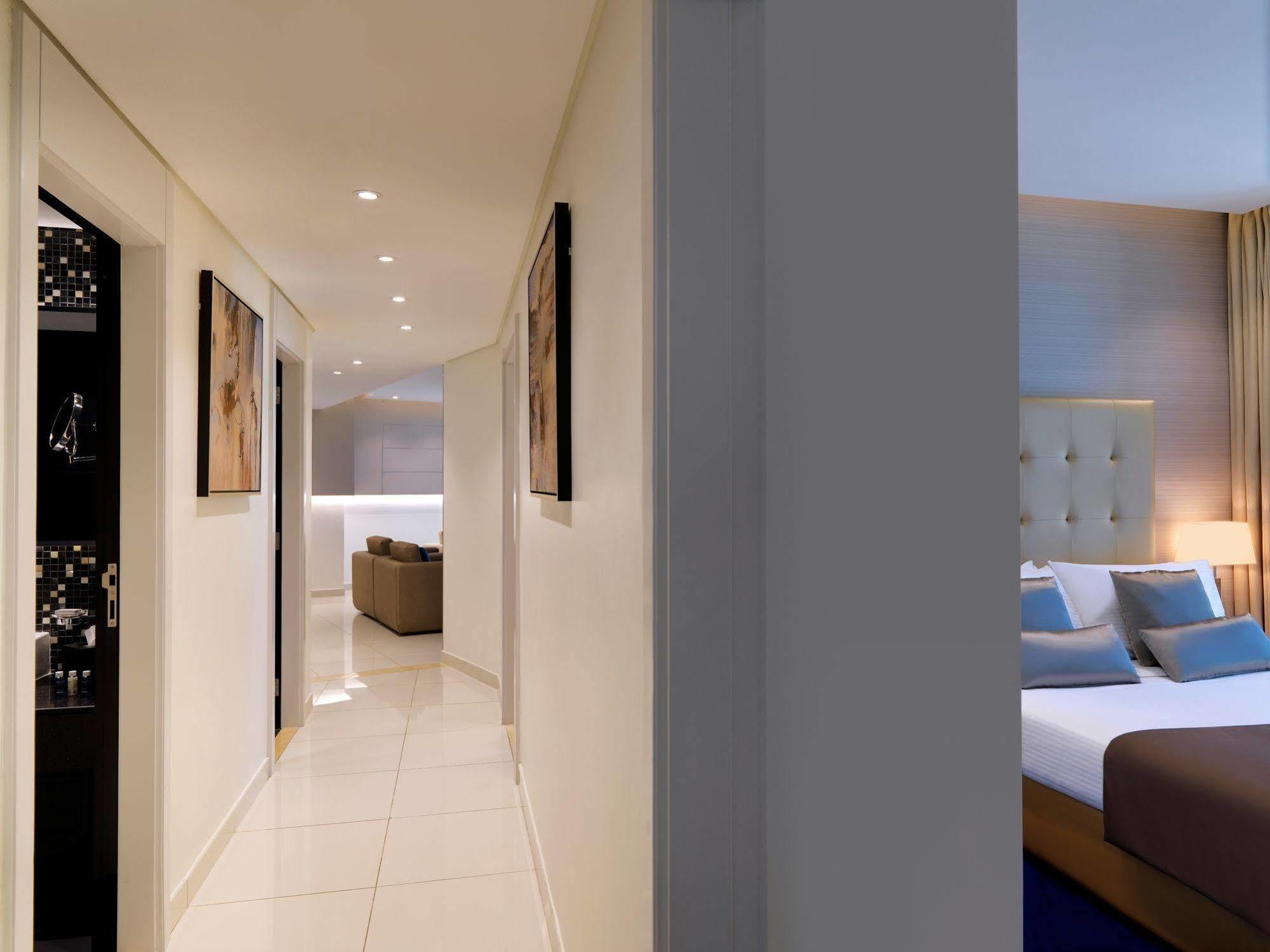 Damac Maison The Vogue Dubai Exterior photo A suite at the hotel