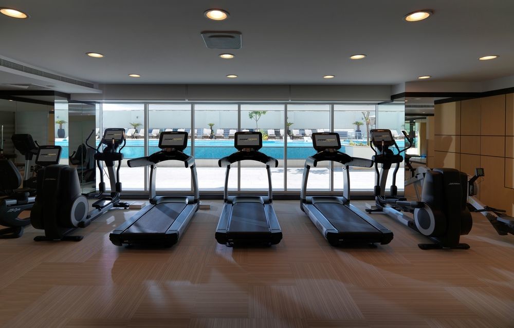 Damac Maison The Vogue Dubai Exterior photo The gym at the hotel